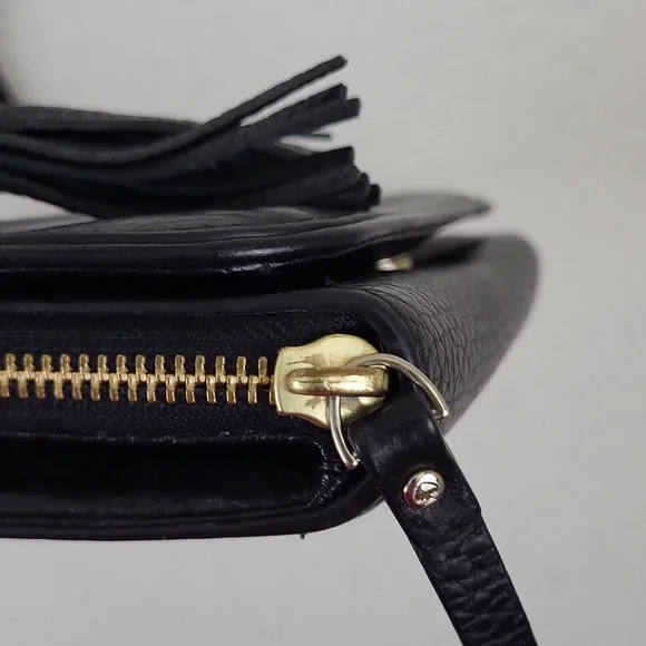 Kate Spade New York Chester Street Avie Black Leather Crossbody - Picture 12 of 16